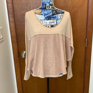 We the free by free people shirt small
